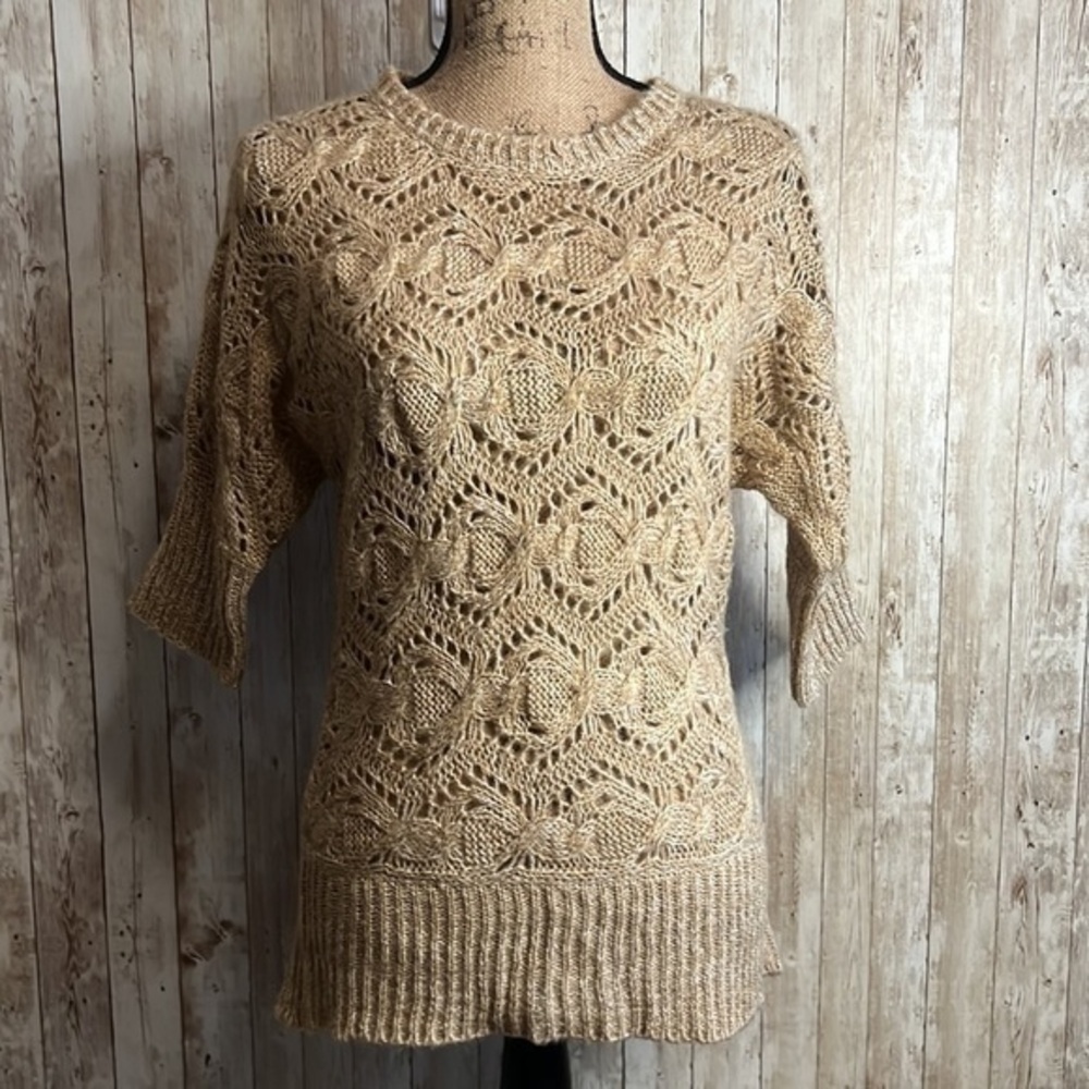 Roz & Ali Gold Knit Short Sleeved Sweater